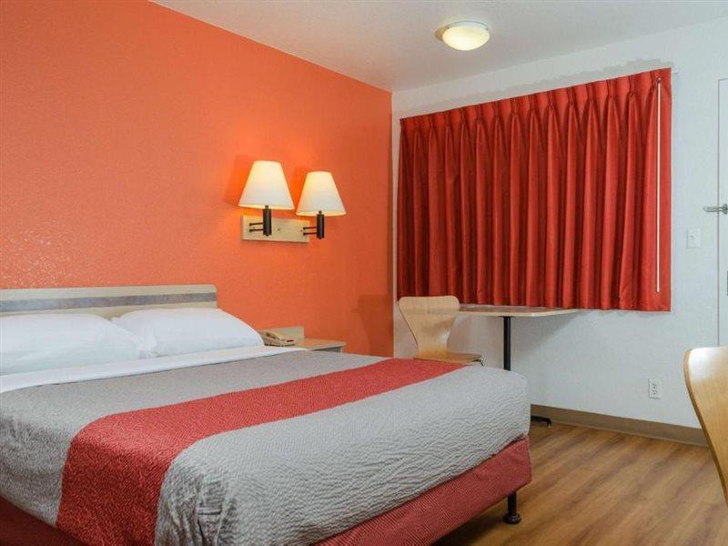 Park Inn By Radisson, Turlock Ngoại thất bức ảnh